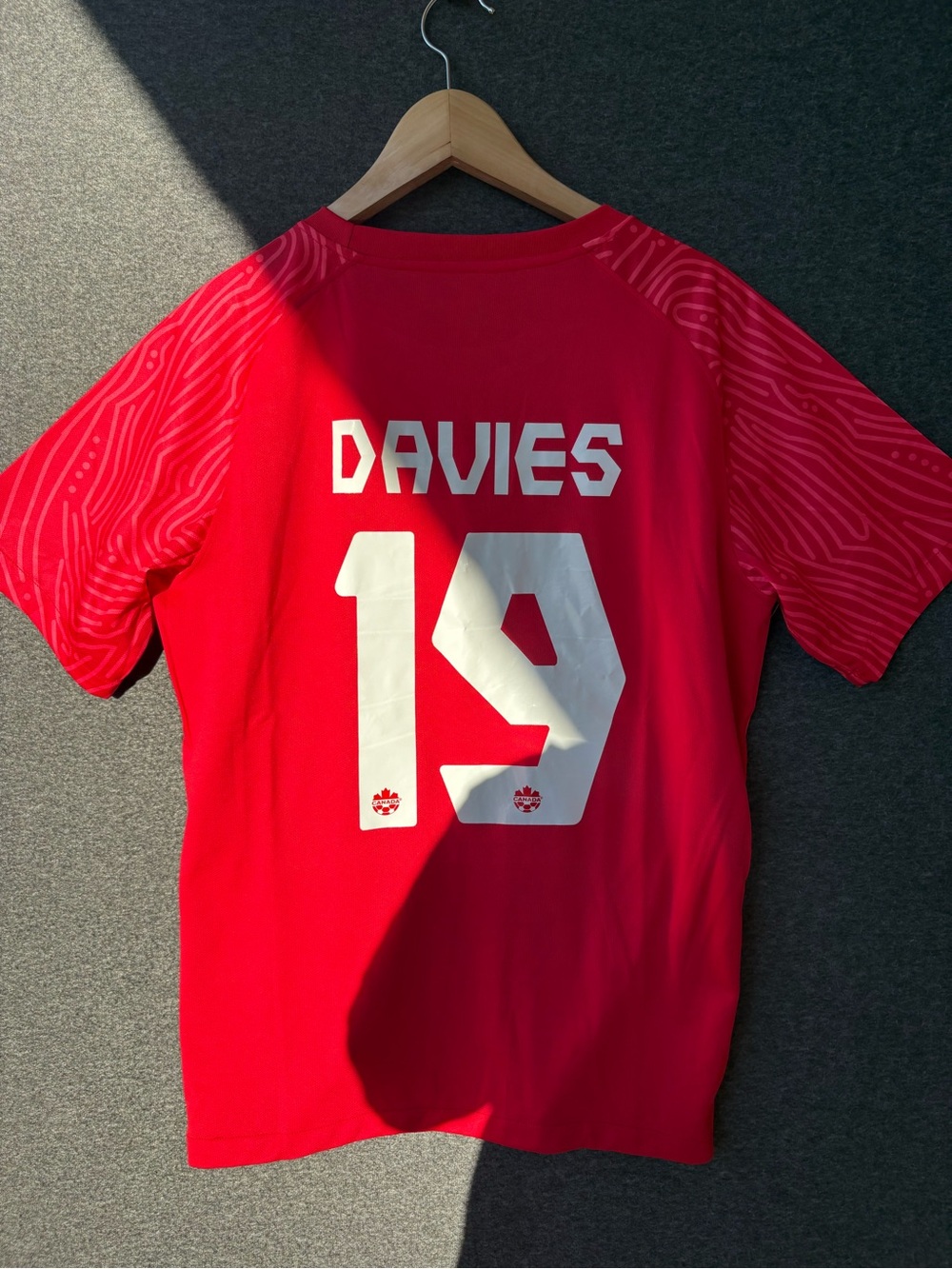Nike Canada Jersey Alphonso Davies #19 - Picture 6 of 6